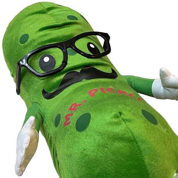 Fiesta Mr. Pickle Stuffed Plush Toy Green NWT pet free smoke free home - Picture 2 of 11